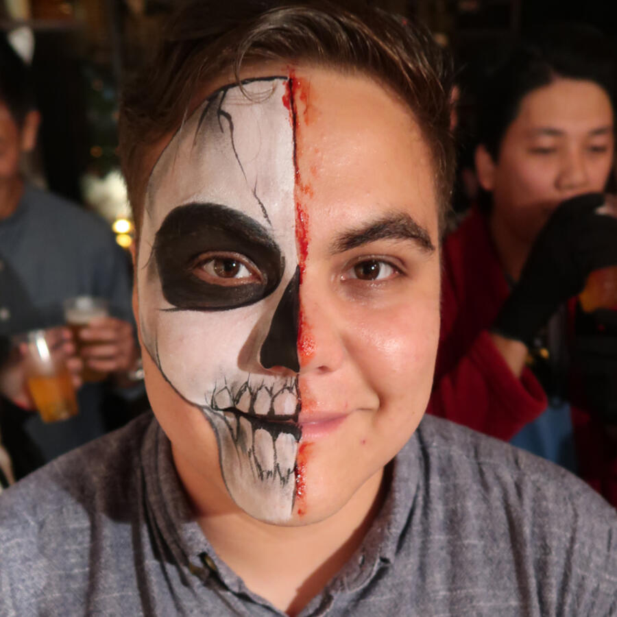 Tokyo pub crawl four